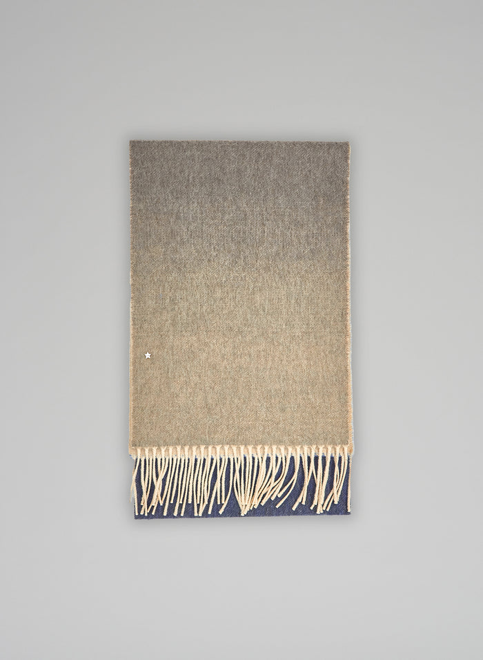 KNITTED SCARF