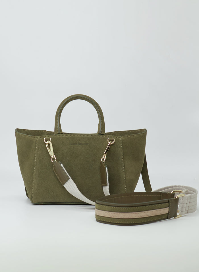 BORSA MEDIA A TRACOLLA IN CAMOSCIO