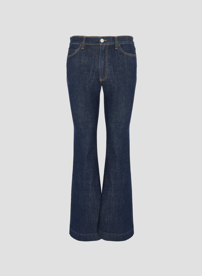 JEANS CON GAMBA FLARE