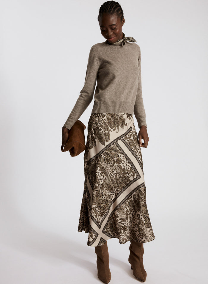 CASHMERE SWEATER
