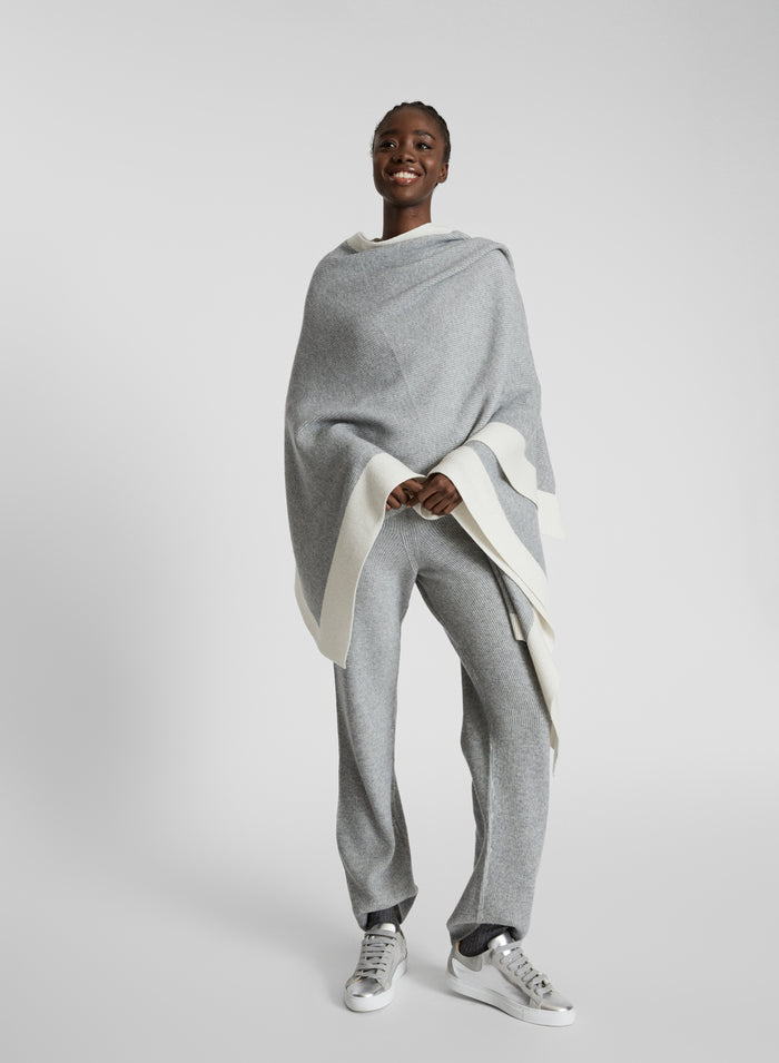 MANTELLA IN LANA, SETA E CASHMERE