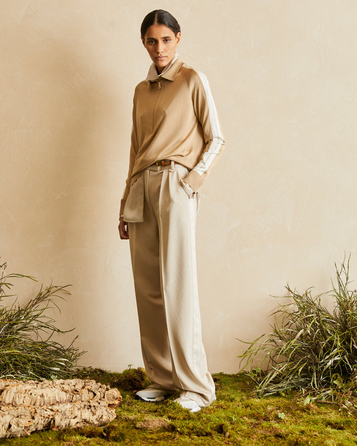 SILK KNIT POLO WITH INTARSIA DETAIL