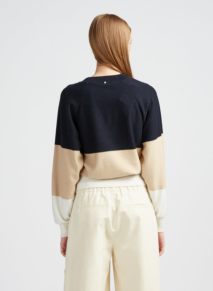 CREW NECK