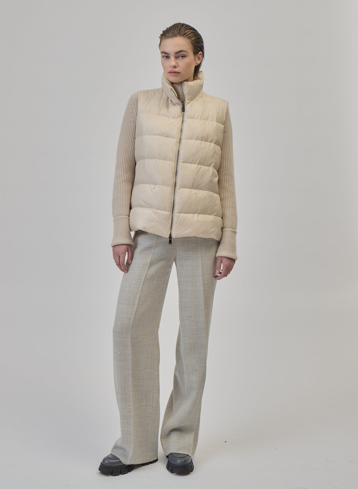 GILET IMBOTTITO IN NYLON SUPERLEGGERO