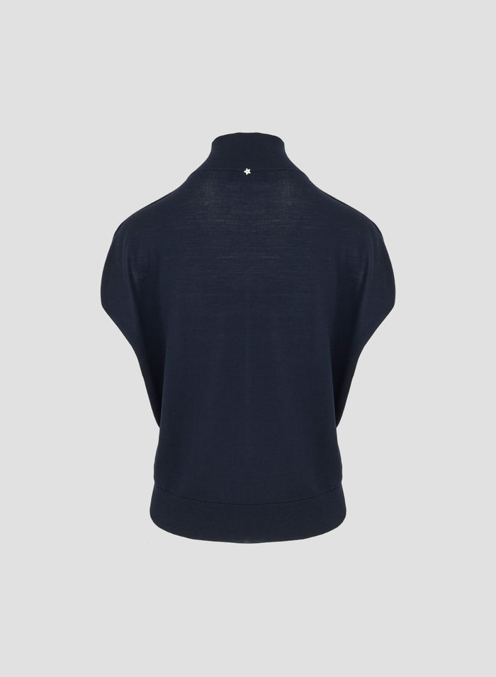 ULTRALIGHT VIRGIN WOOL VEST