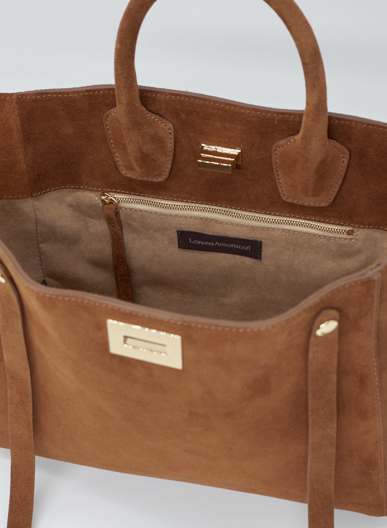 BORSA A TRACOLLA IN CAMOSCIO