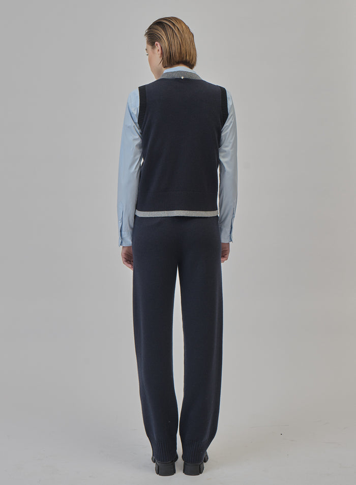 PANTALONI IN MAGLIA A GAMBA LARGA IN FILO LORENA