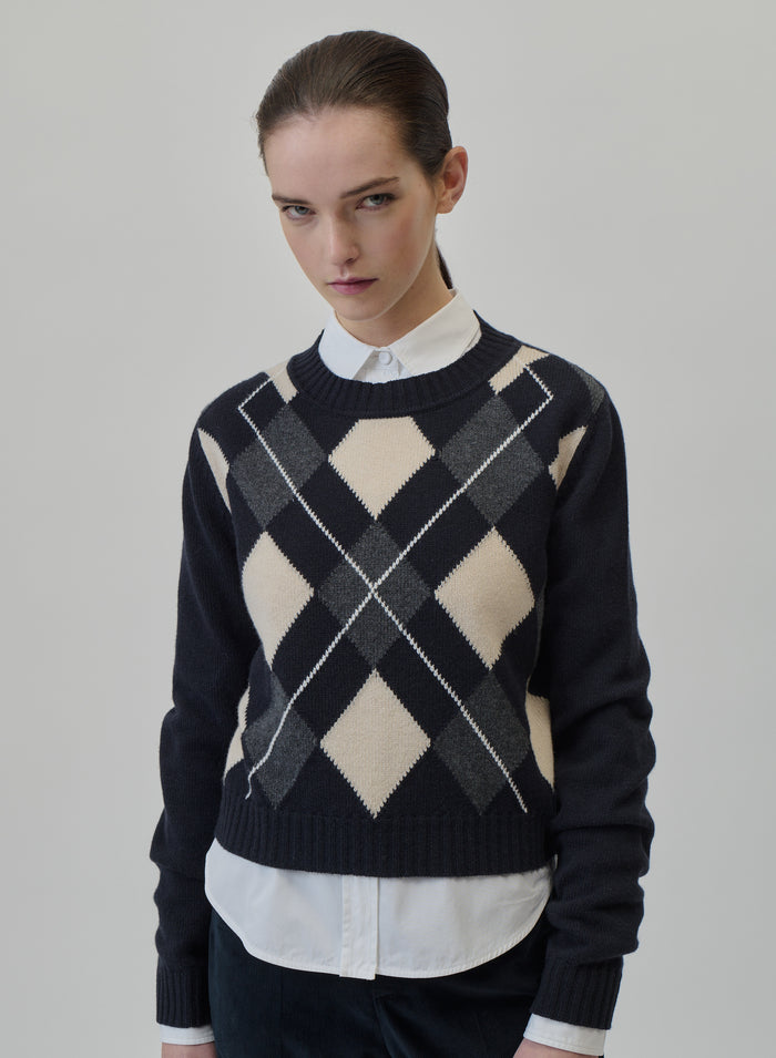 MAGLIA IN FILATO LORENA CON DISEGNO A ROMBI