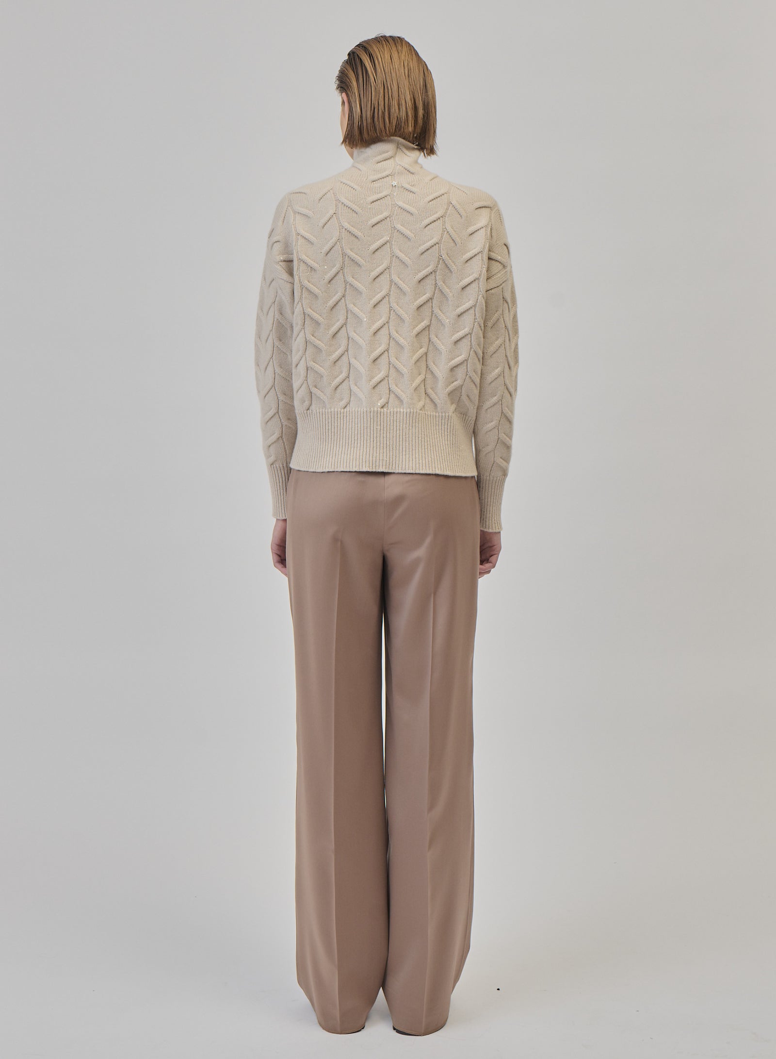 DOLCEVITA IN CASHMERE E LANA CON TRECCIA ICONICA PIATTA