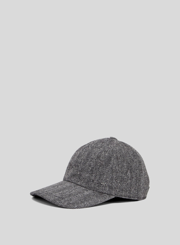 CAPPELLINO DA BASEBALL IN RESCA DI LANA