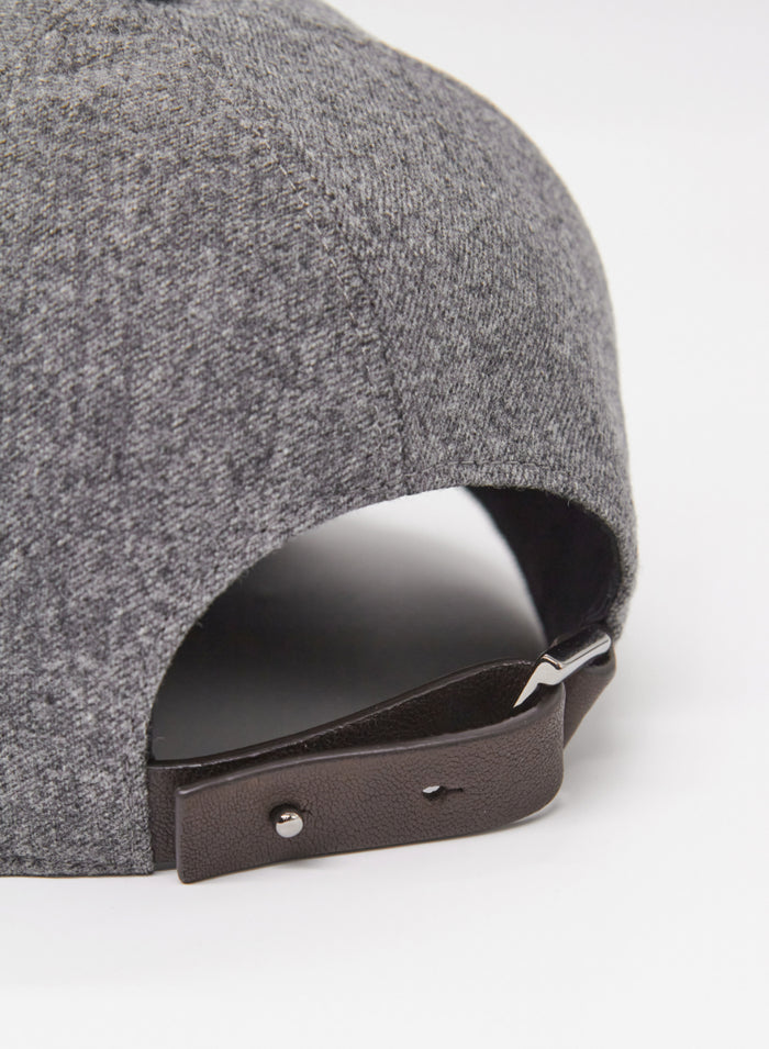CAPPELLINO DA BASEBALL IN FLANELLA DI LANA