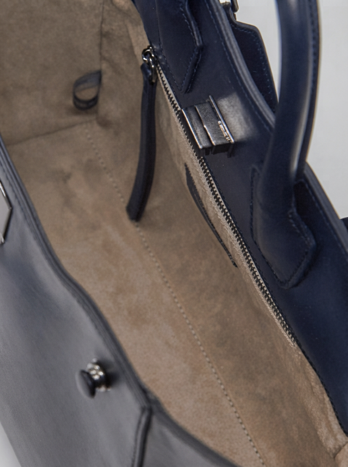 BORSA ICONICA GRANDE A TRACOLLA IN PELLE