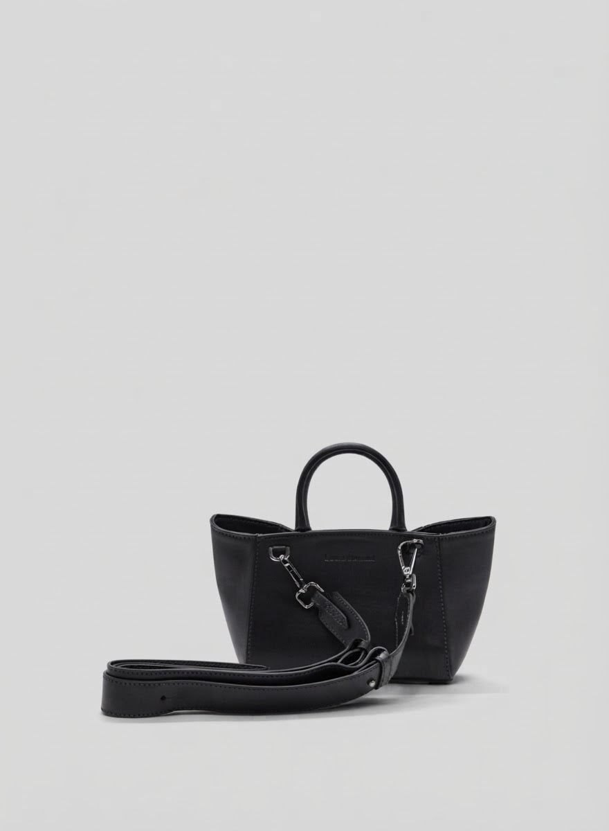 MEDIUM ICONIC LEATHER SHOULDER BAG