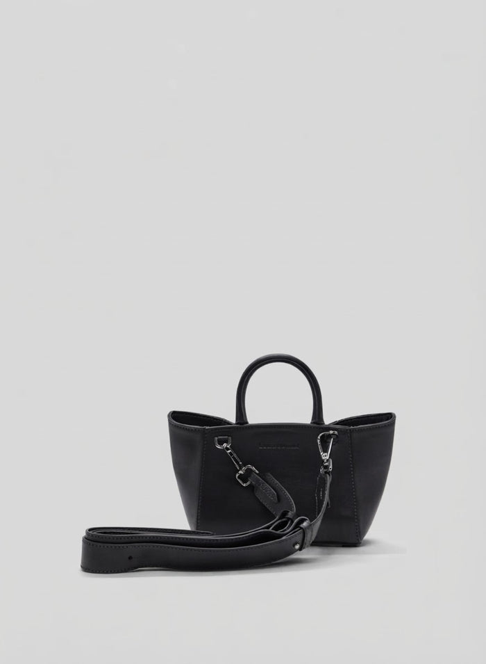 MEDIUM ICONIC LEATHER SHOULDER BAG