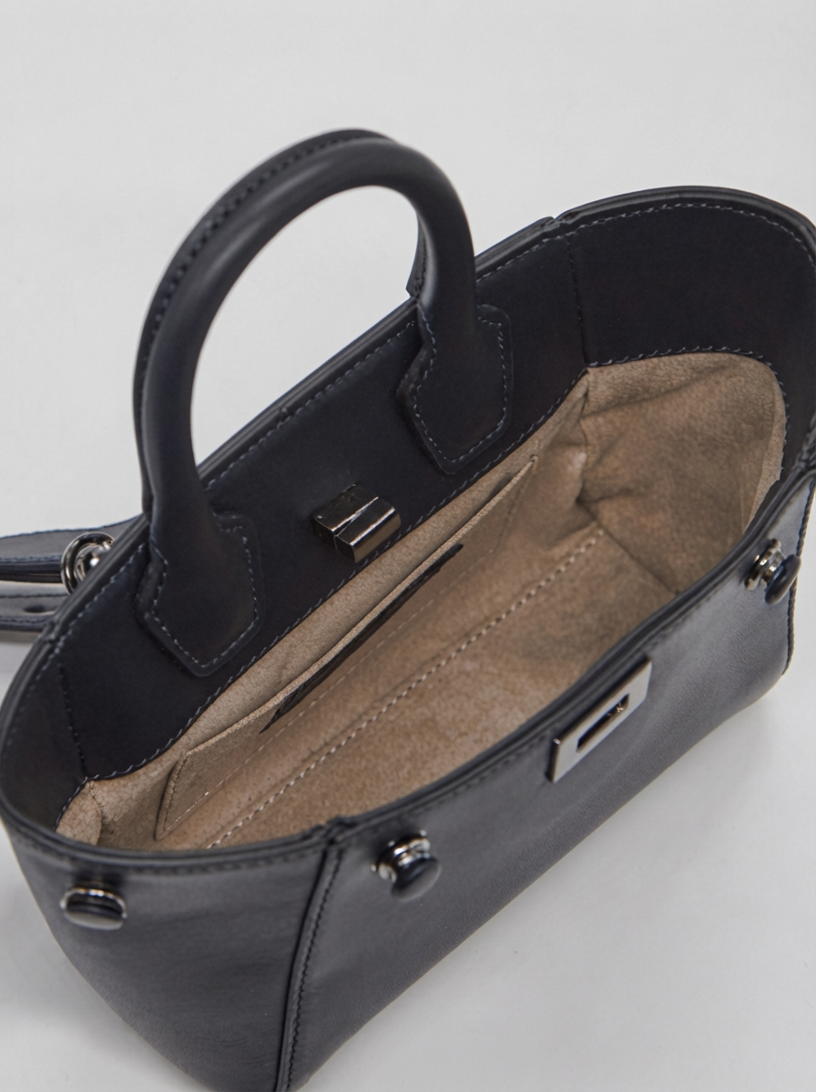 MEDIUM ICONIC LEATHER SHOULDER BAG