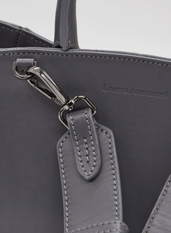 ICONIC SMALL LEATHER CROSSBODY BAG