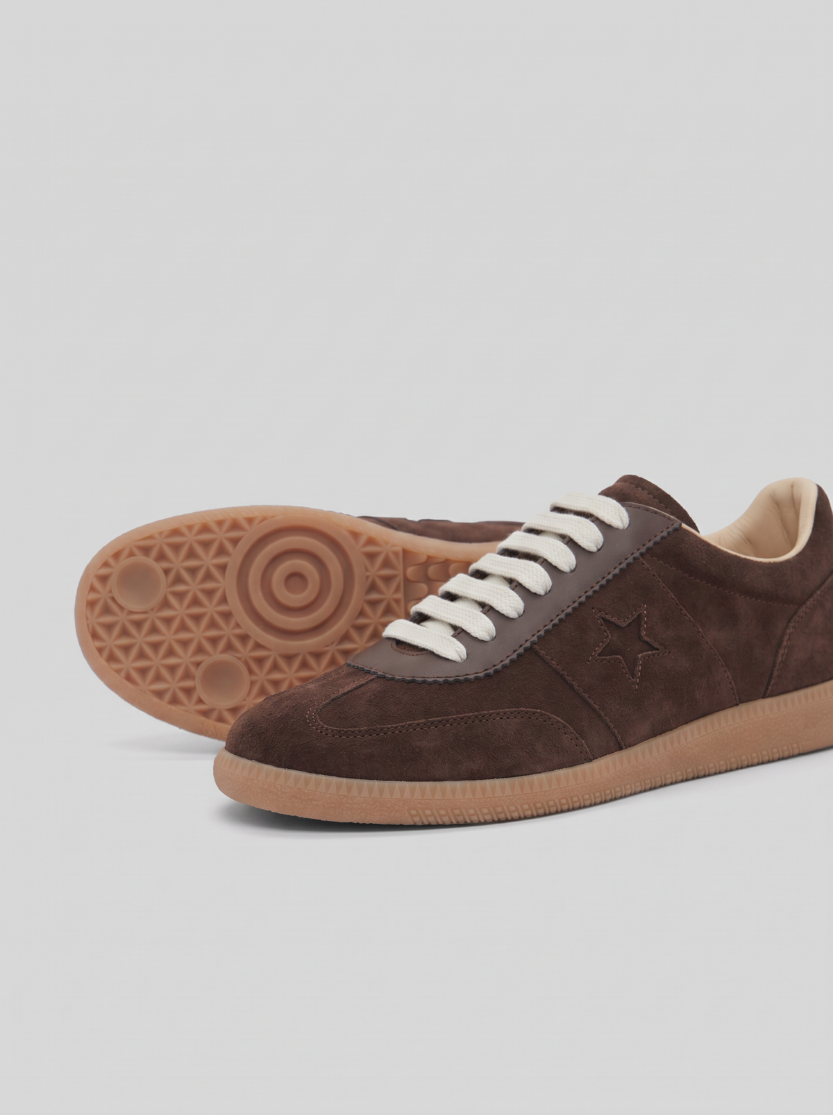 FLAT LEATHER SNEAKERS