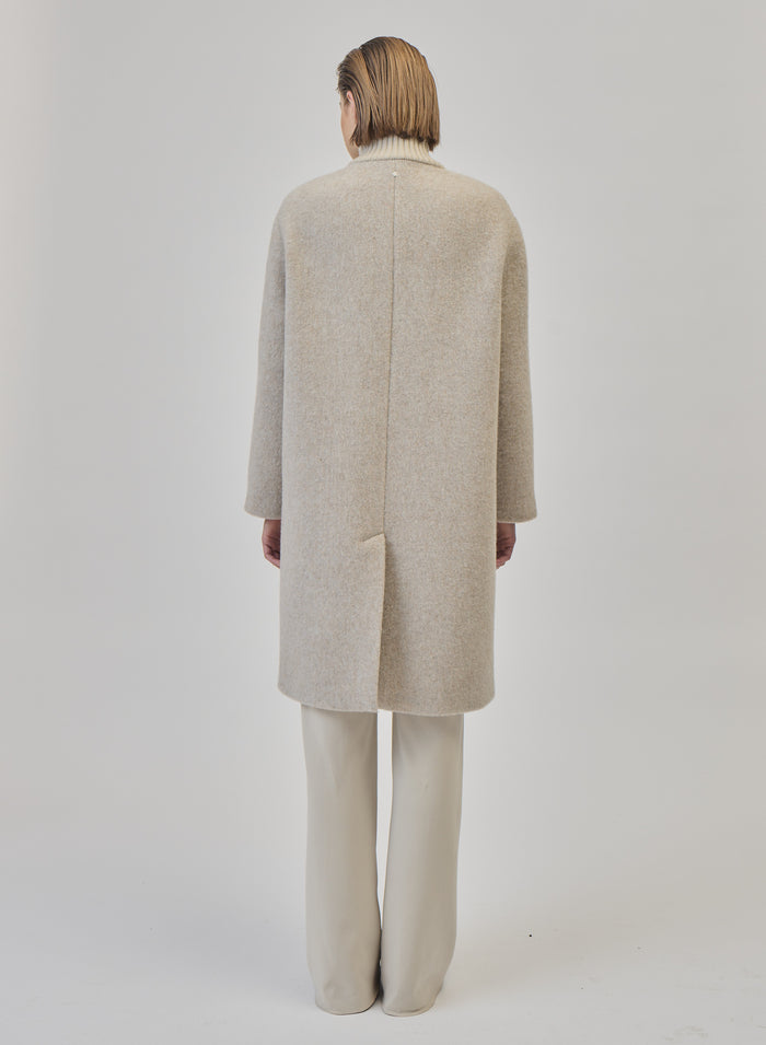 CAPPOTTO LUNGO TEDDY IN ALPACA E LANA