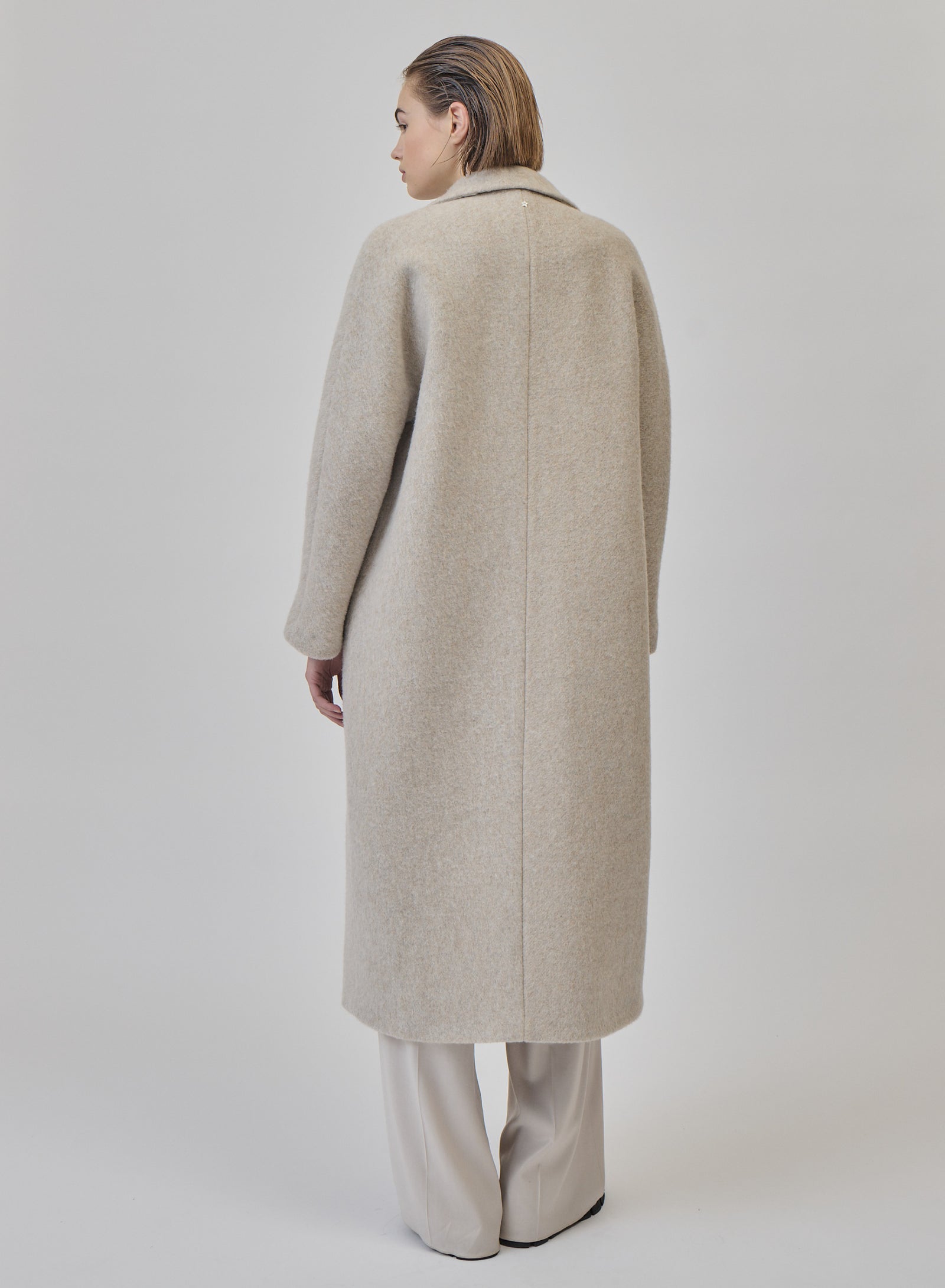 CAPPOTTO LUNGO DOPPIOPETTO TEDDY IN LANA E ALPACA