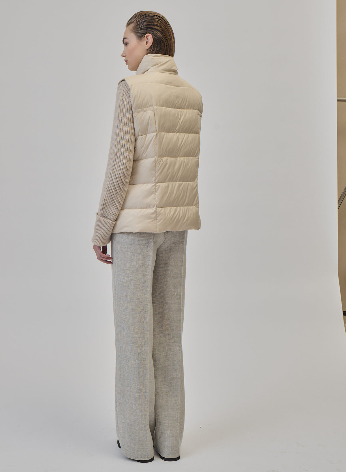 GILET IMBOTTITO IN NYLON SUPERLEGGERO