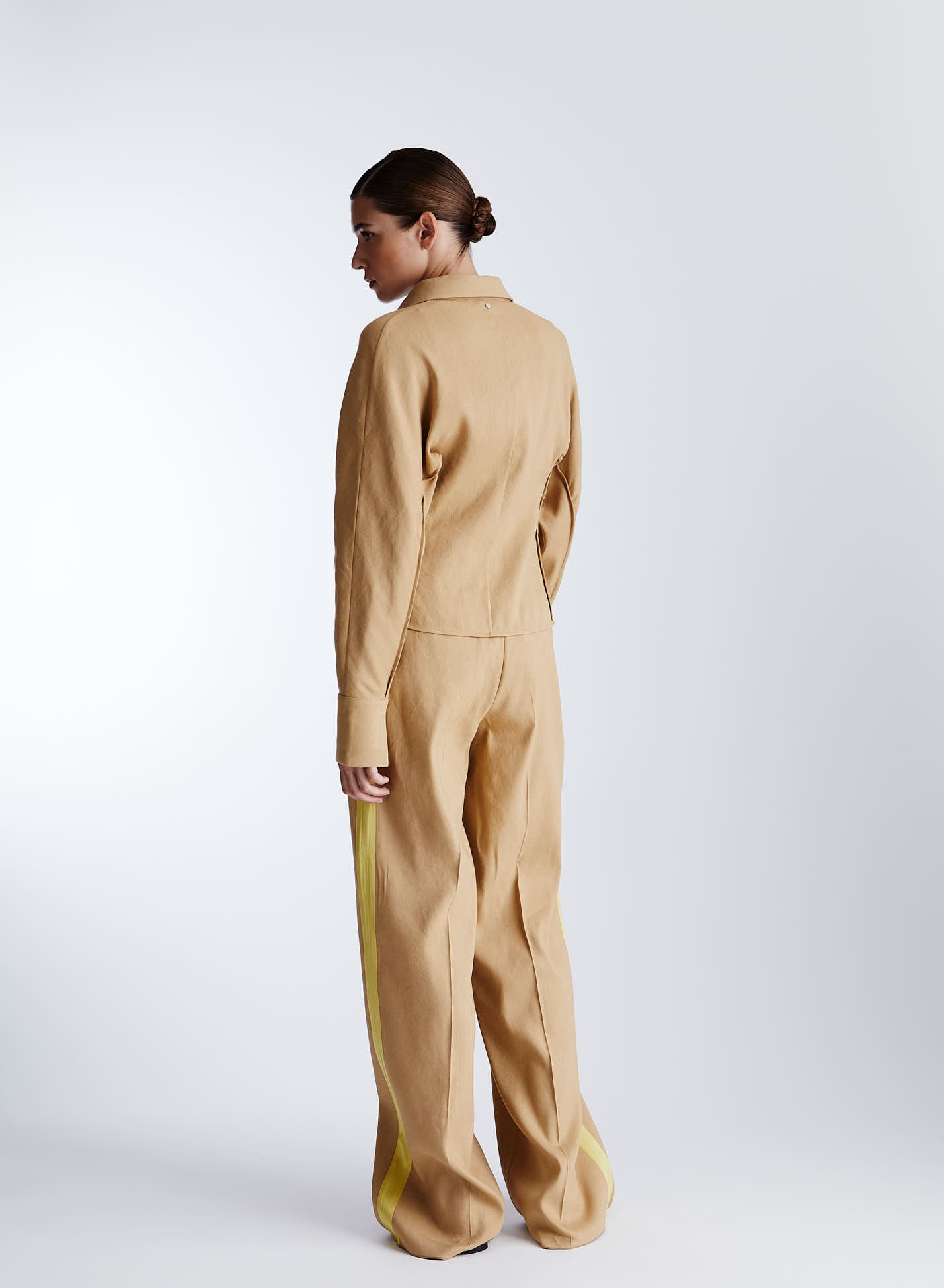 STRETCH LINEN BLEND WRAP SHIRT