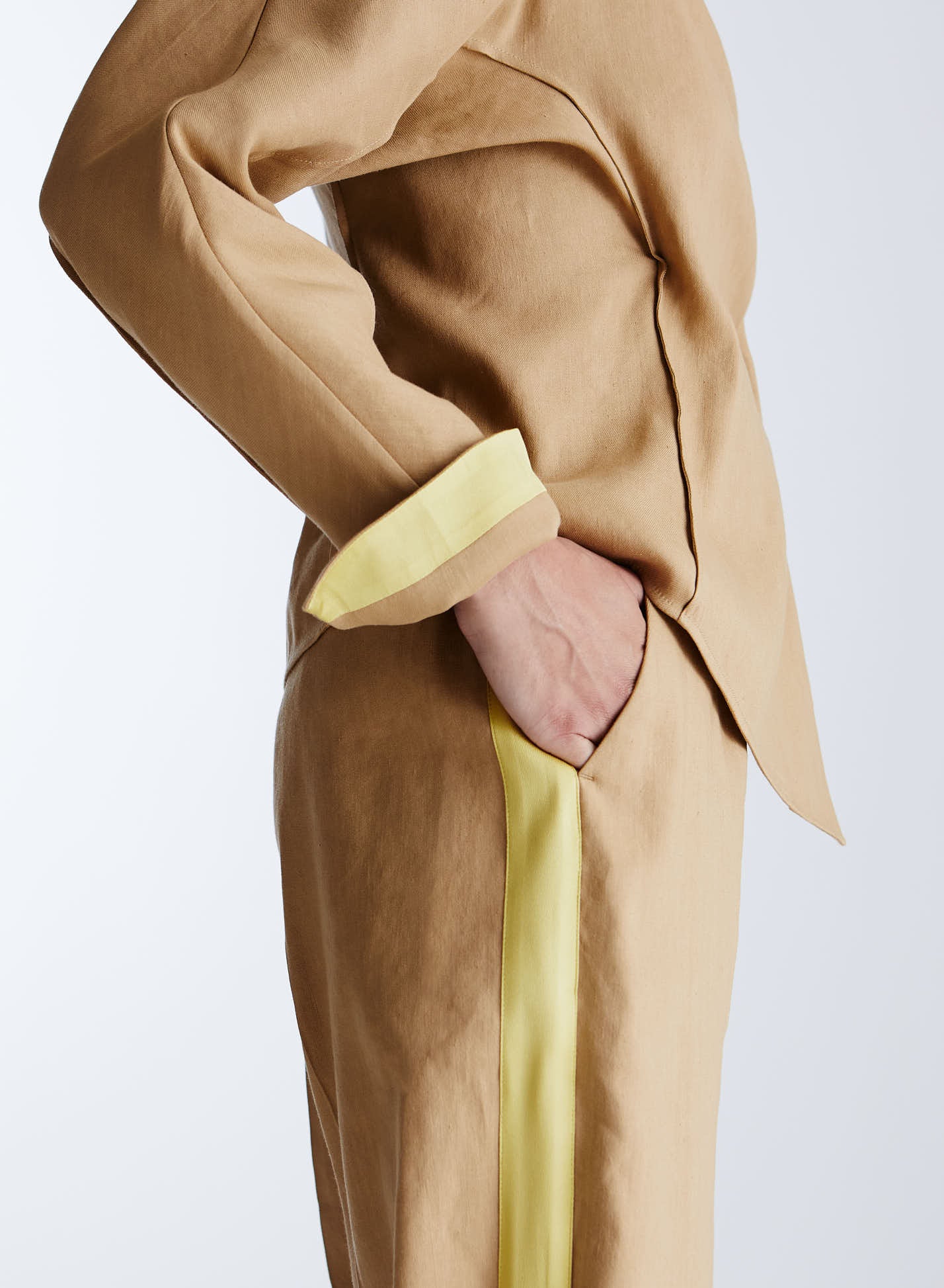 STRETCH LINEN BLEND WRAP SHIRT