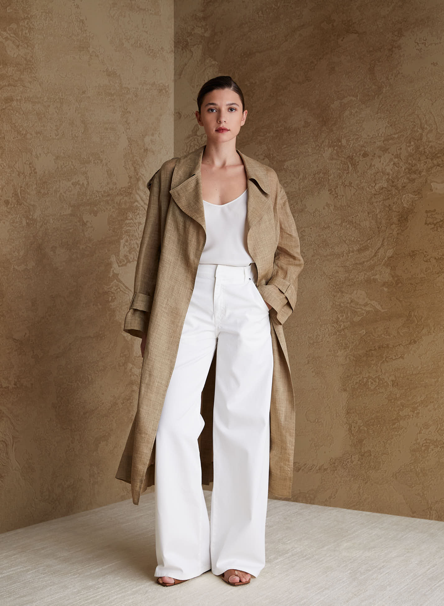 LIGHT DENIM WIDE-LEG PANTS