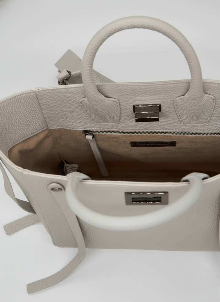 BORSA A TRACOLLA IN PELLE MARTELLATA