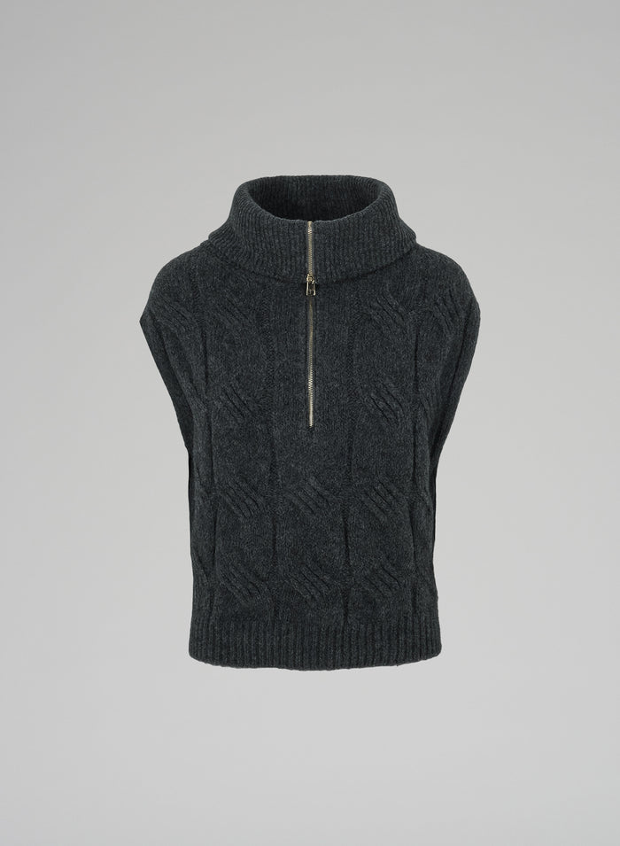 CABLE KNIT GILET