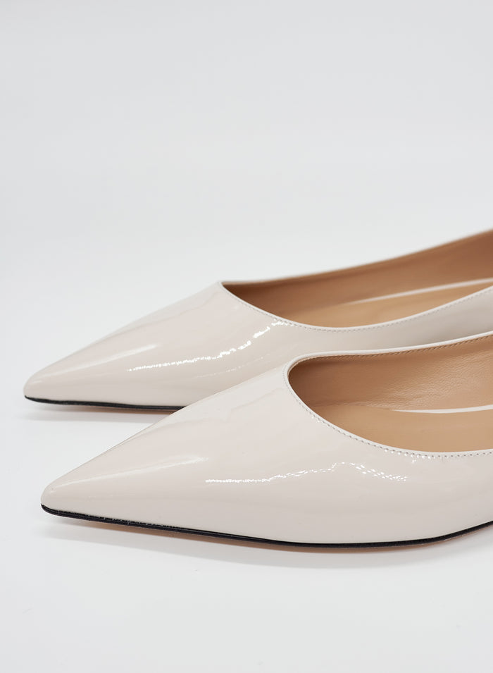 PATENT LEATHER BALLERINAS