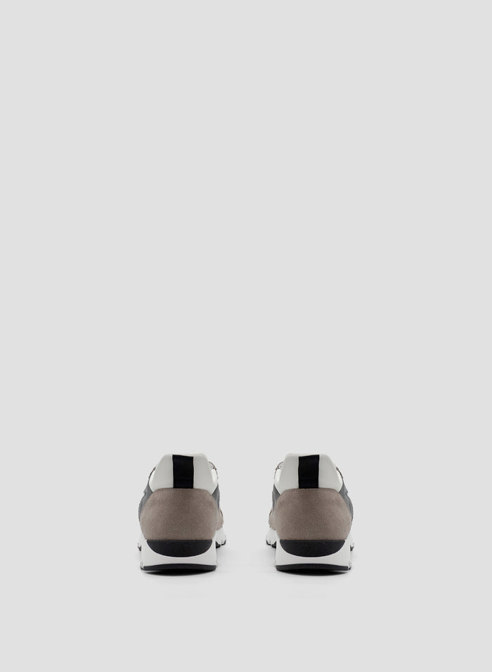 ICONIC SNEAKERS WITH SHEEPSKIN INSOLE