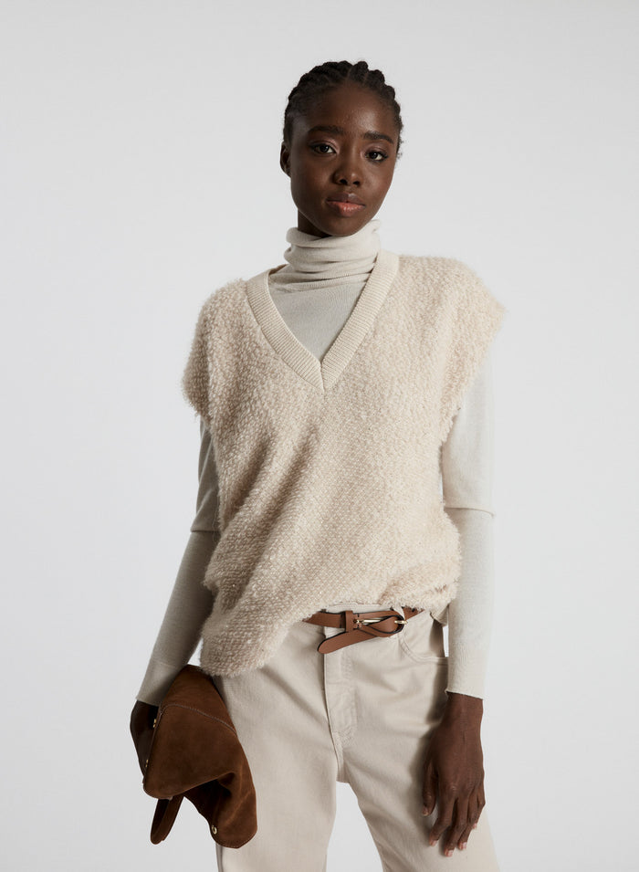 WOOL, SILK AND CASHMERE VEST WITH FUR EFFECT