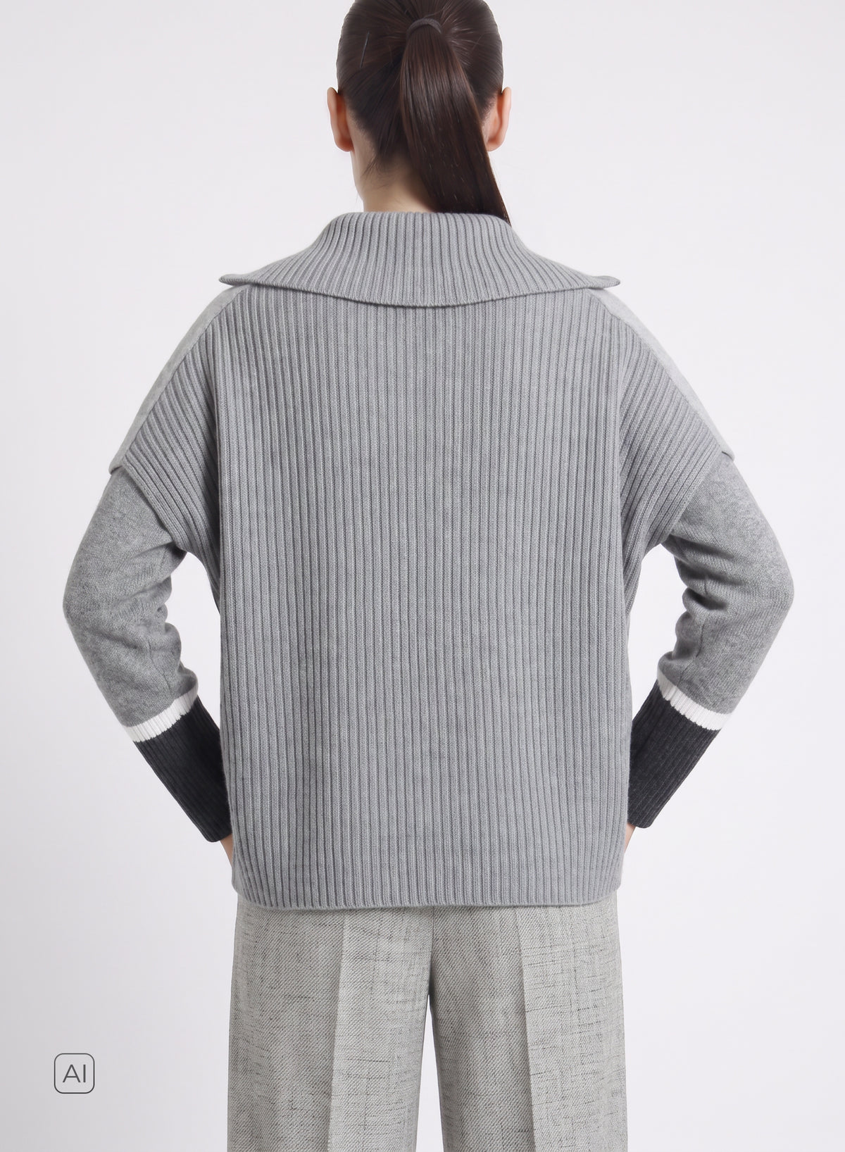 GILET IN DOUBLE DI LANA E ANGORA CON COLLO IN MAGLIA