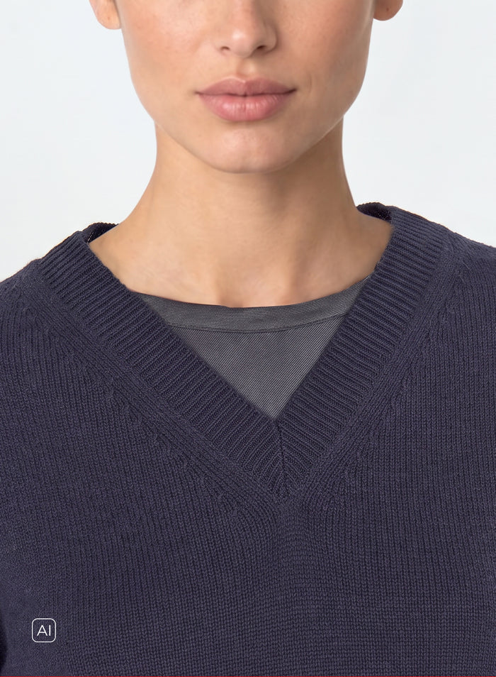MAGLIA CON SCOLLO A V IN MISTO LANA E CASHMERE A STRATI