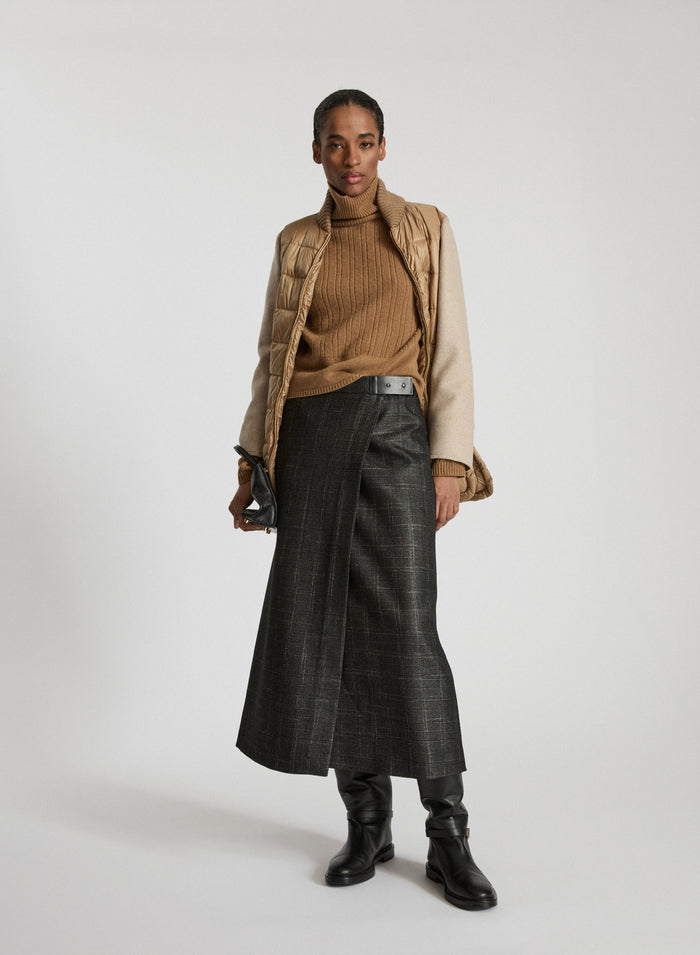 CASHMERE TURTLENECK SWEATER