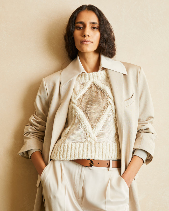 CABLE KNIT VEST WITH DIAMOND PATTERN