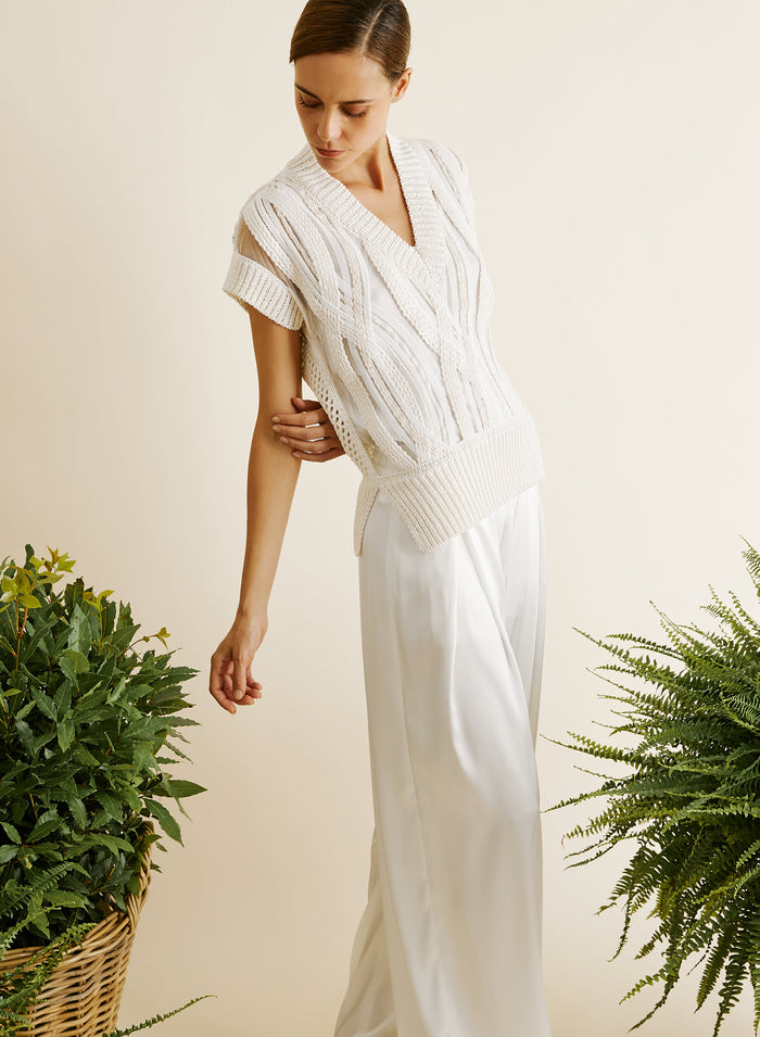 WIDE-LEG PANTS IN SHINY SATIN