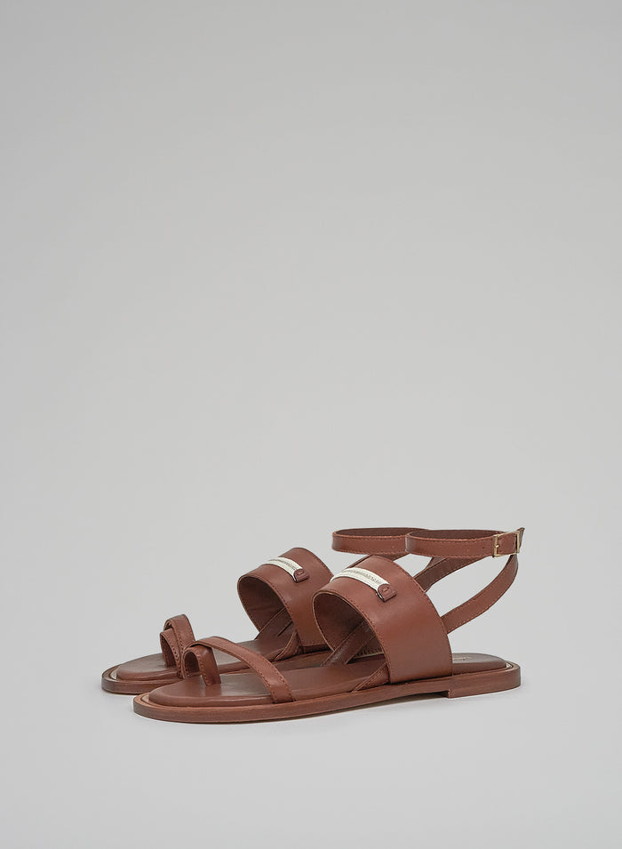 LEATHER TOE THONG SANDALS
