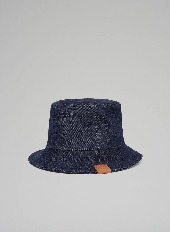 DENIM BUCKET HAT