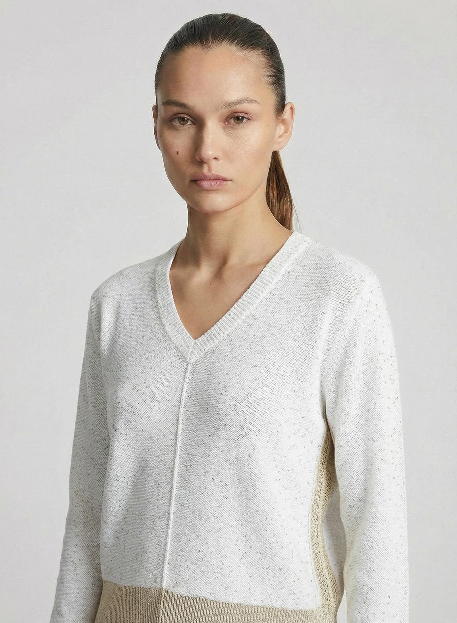 SMOOTH COTTON SWEATER WITH SEQUINS THREAD
