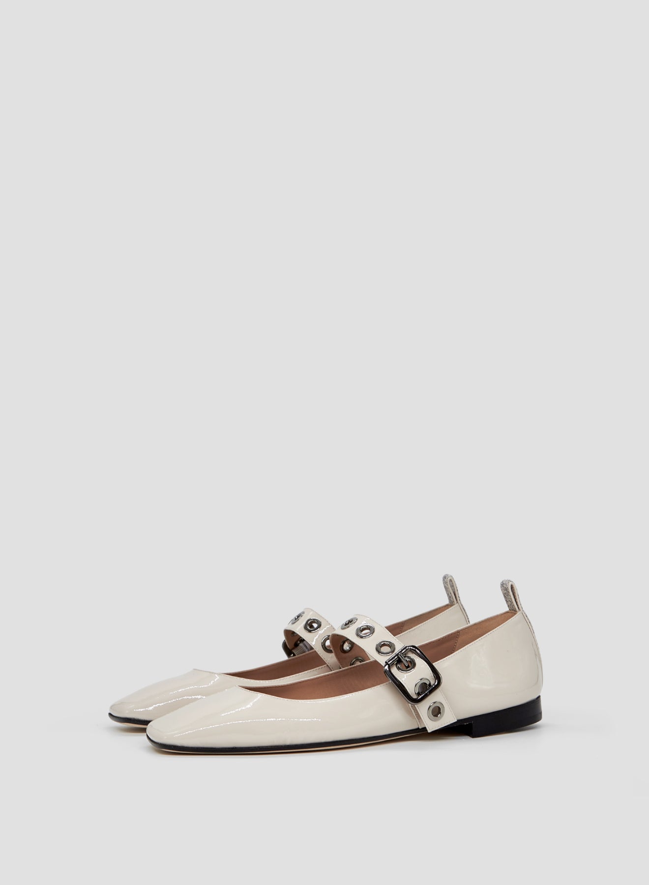 PATENT LEATHER MARY-JANE BALLERINAS