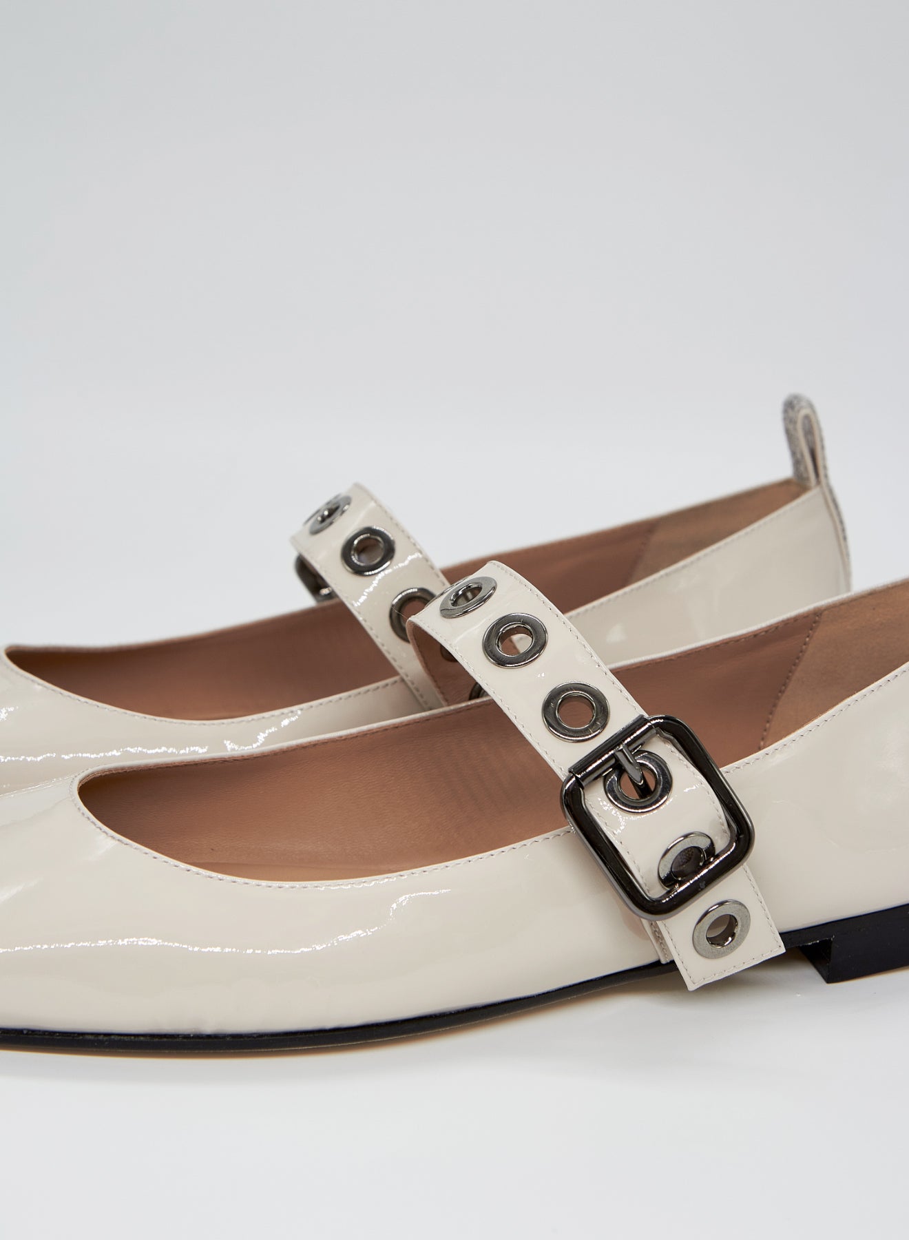 PATENT LEATHER MARY-JANE BALLERINAS