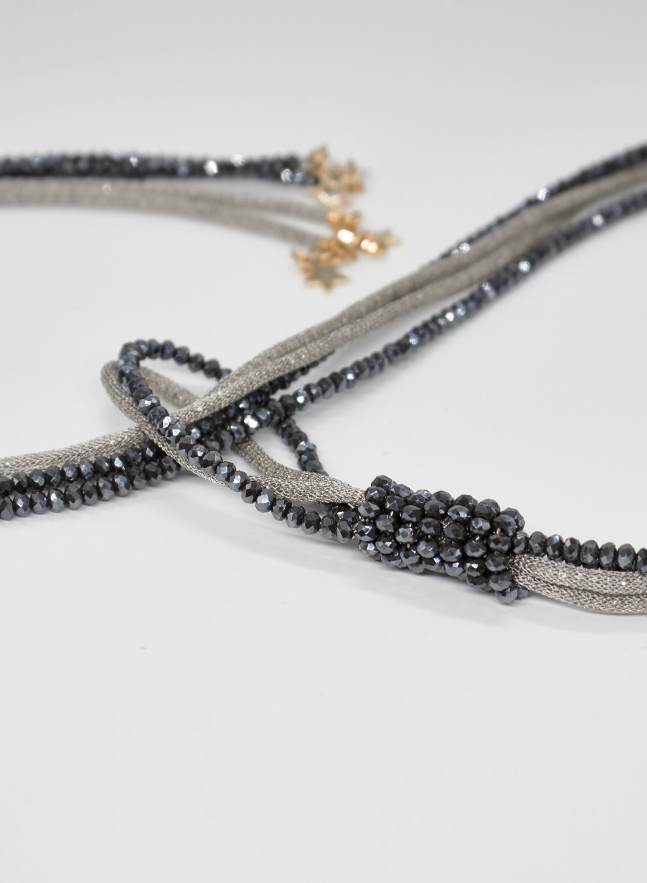 COLLANA IN VETRO E OTTONE