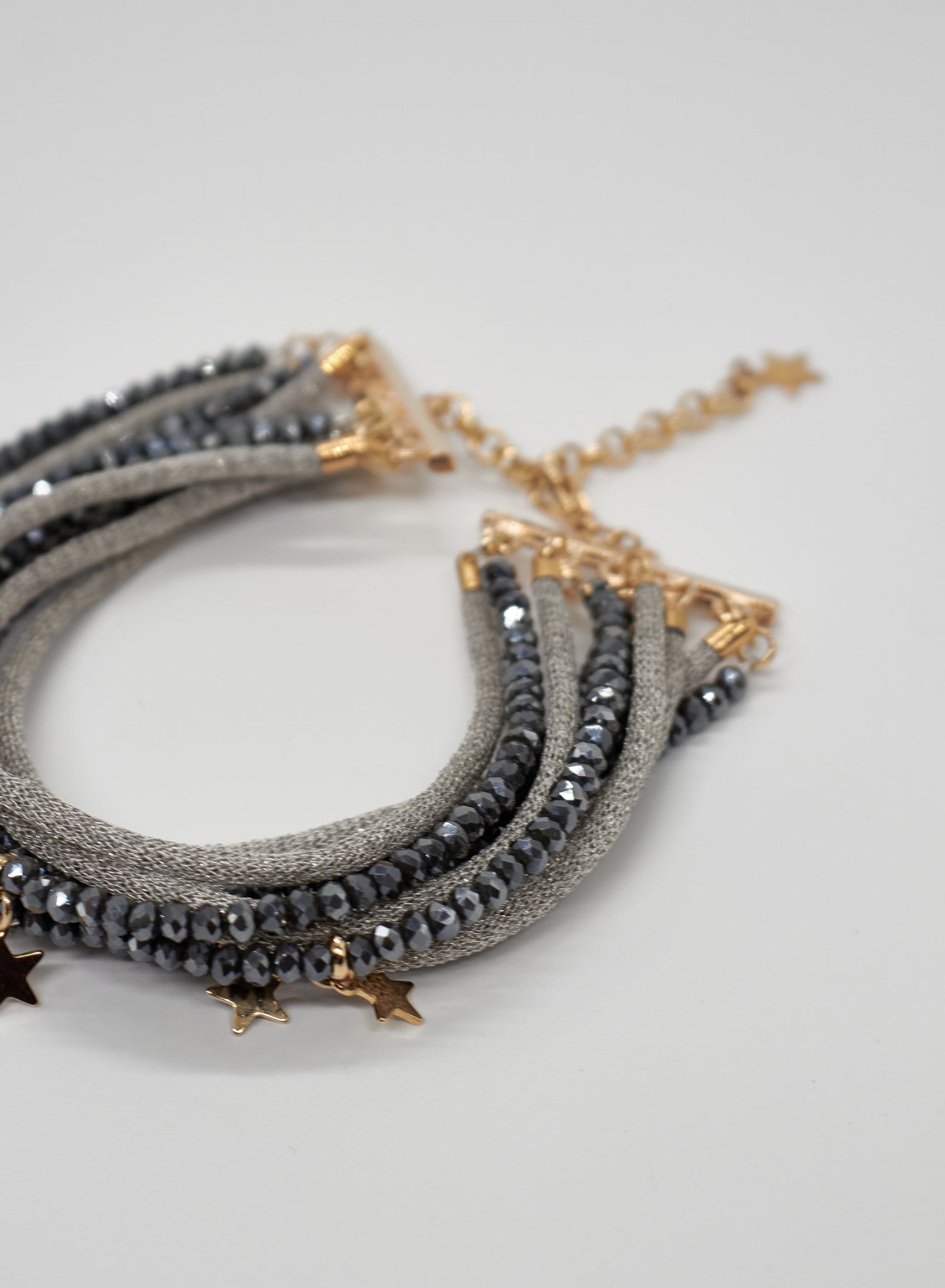 GLASS AND BRASS BRACELET
