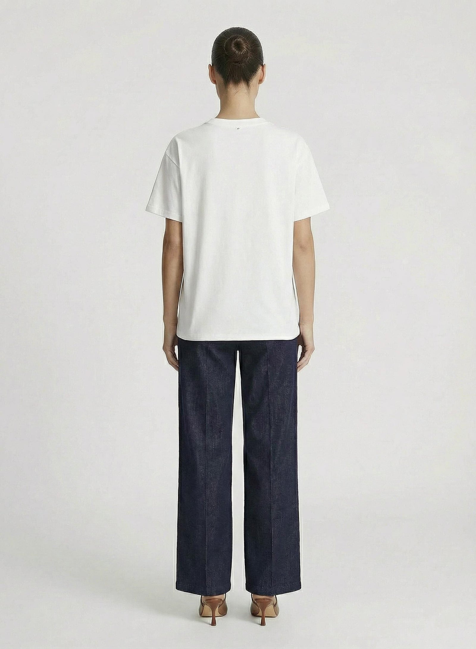 COTTON T-SHIRT WITH SEQUINS EMBROIDERY