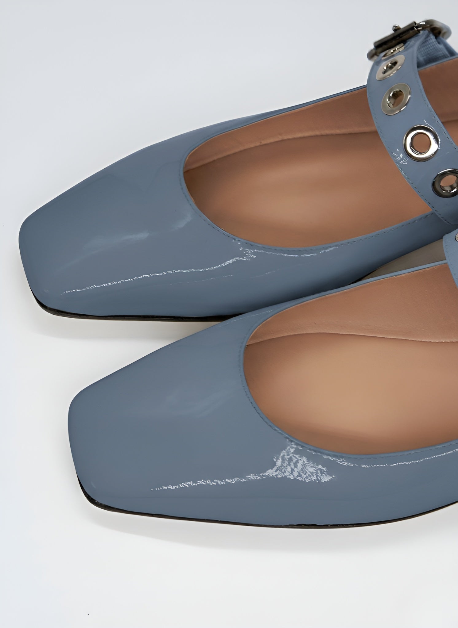 PATENT LEATHER MARY-JANE BALLERINAS