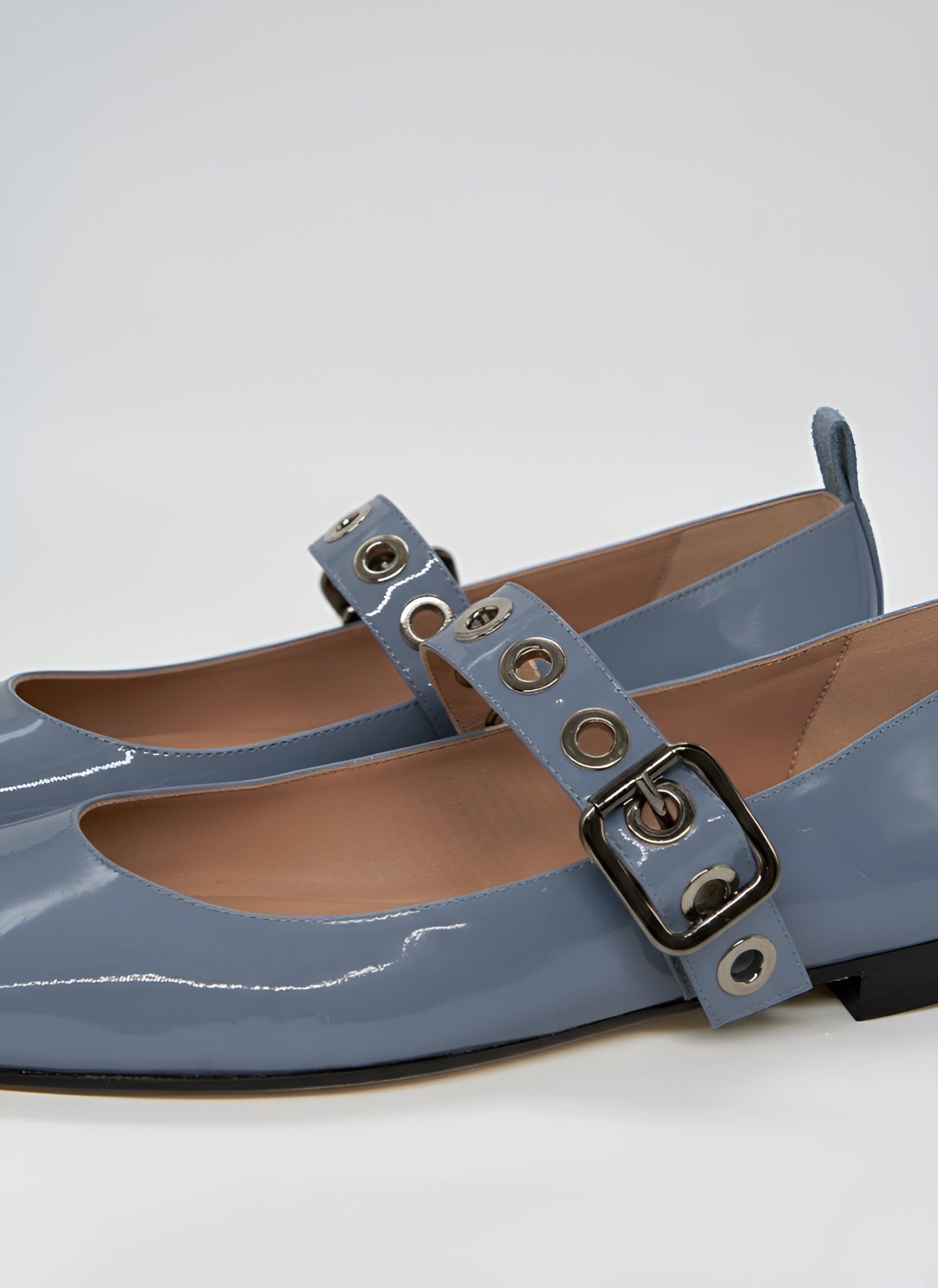 PATENT LEATHER MARY-JANE BALLERINAS