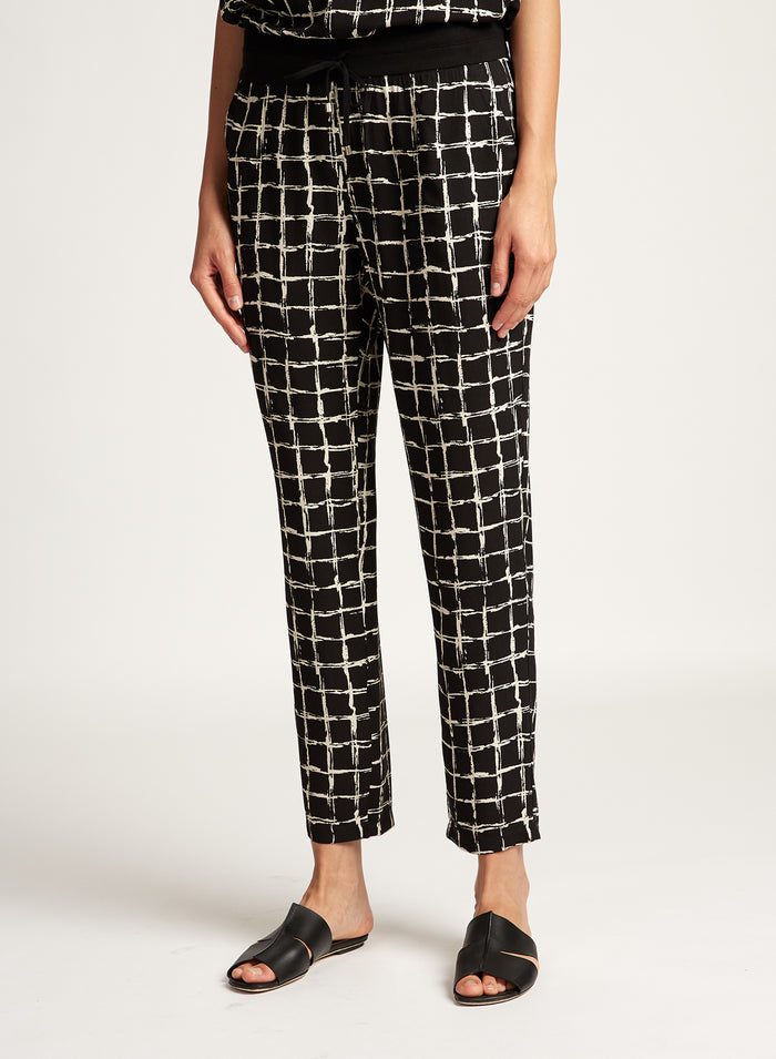 JOGGING PANTS